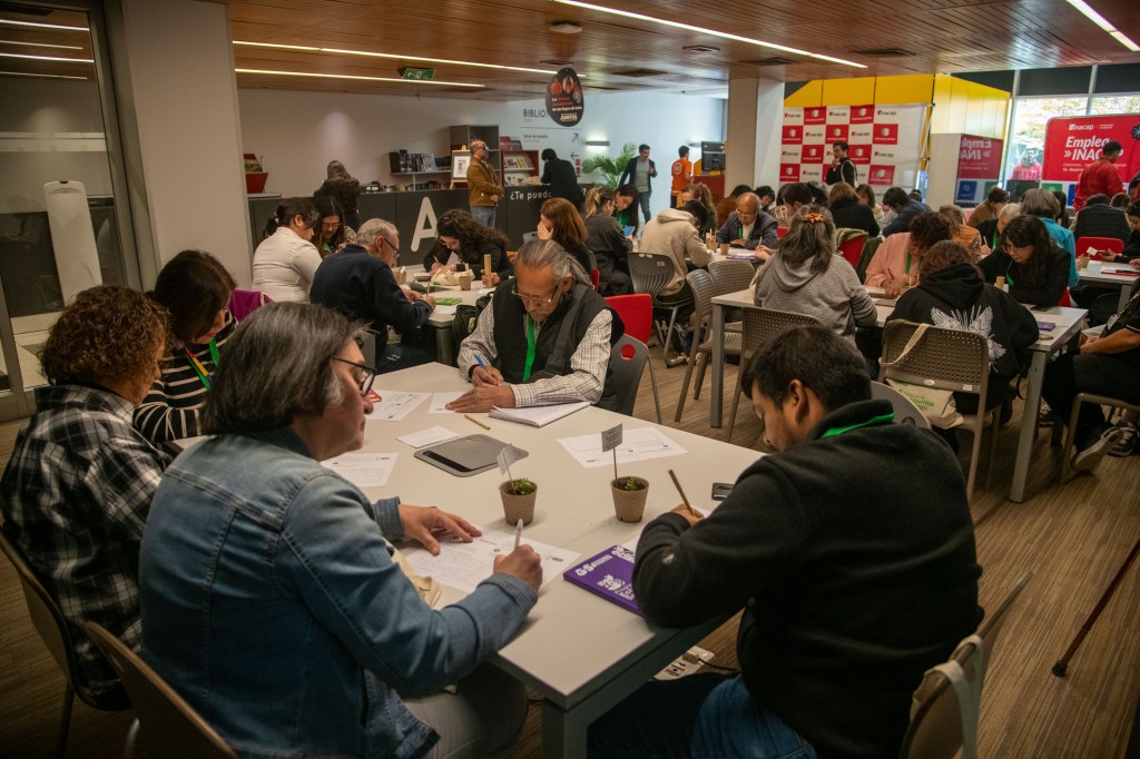 Gobierno de Santiago, Universidad de Chile e IUS Latam Sellan Alianza para Fortalecer Ecobarrios con Innovación y Aprendizaje Aplicado
